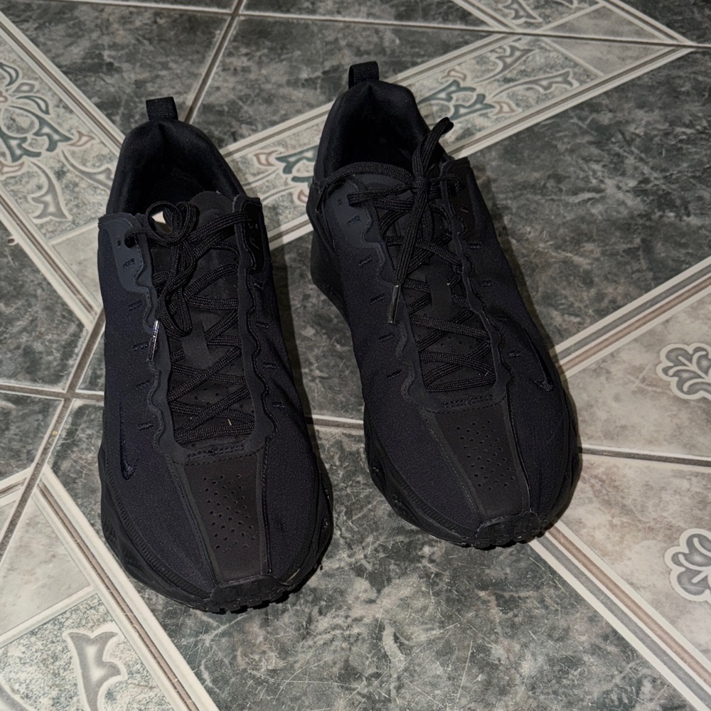 Nike Ava Rover Black